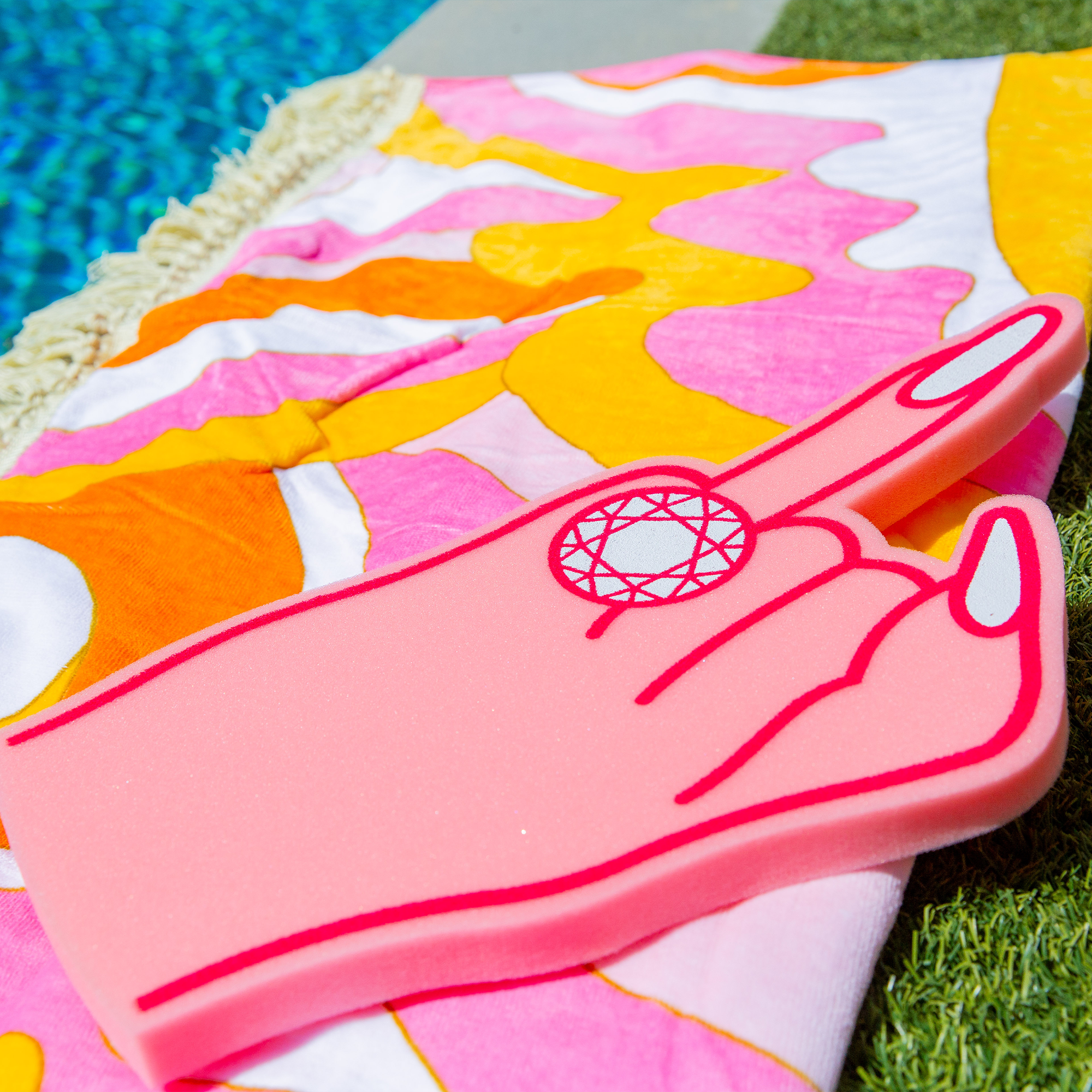 Diamond Ring Foam Finger